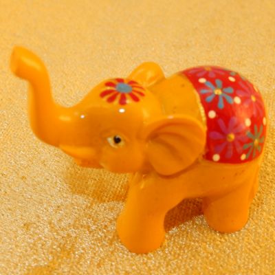 Handbemalter Elefant Belal Kuning