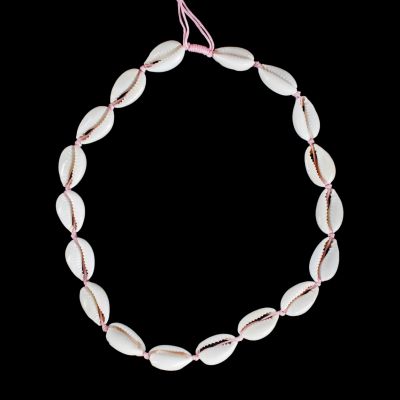 Makramee-Halskette mit Kauri-Muscheln - Luanna Light Pink